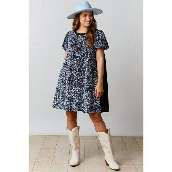 All That Glitters Sequin Shirt Dress in Black - Picture 3 of 10